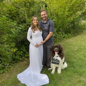 Maternity photoshoot dress.